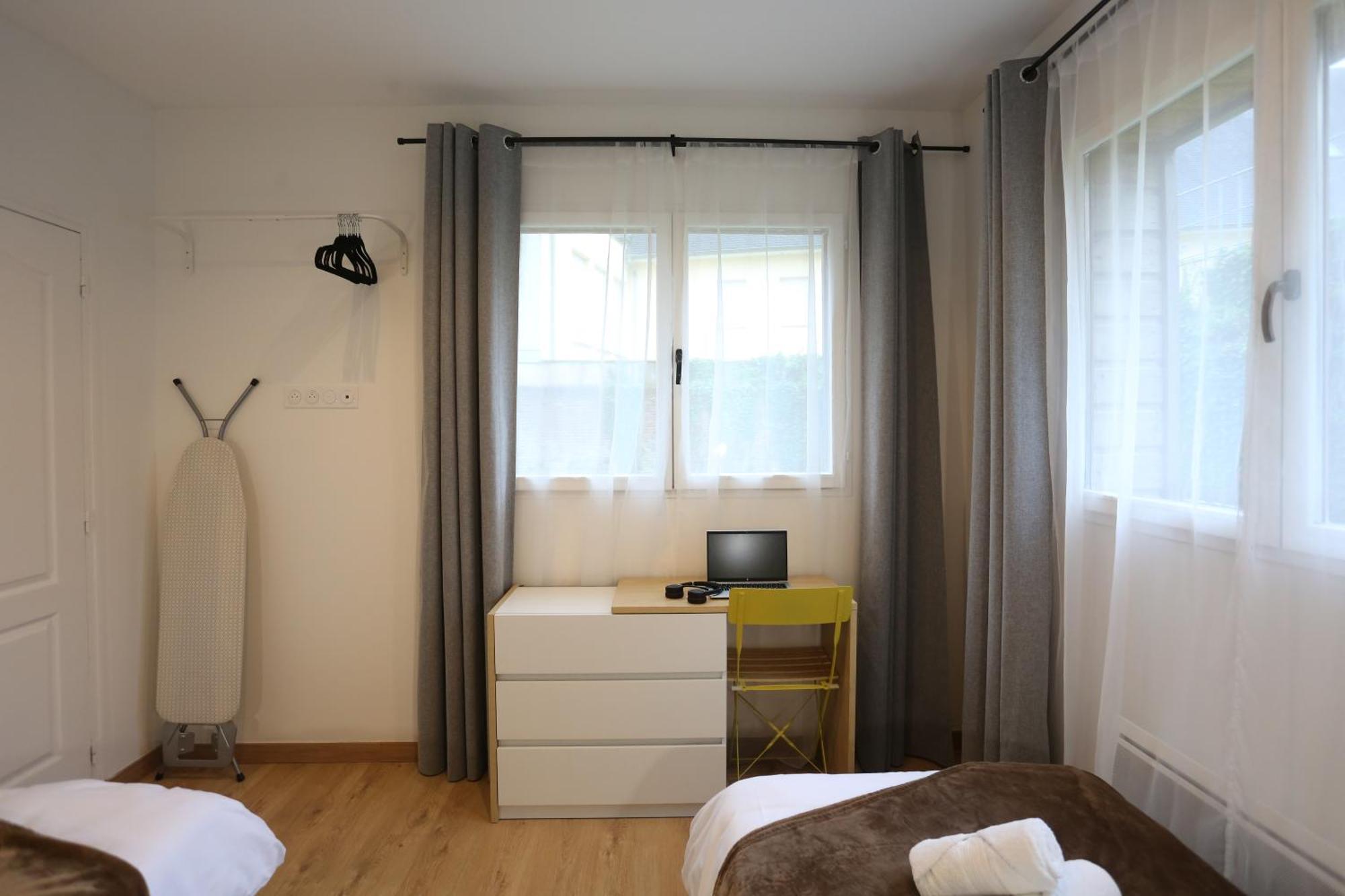 La Chute Des Feuilles - 2 Lits Simples - T2 Hyper Centre Apartment Abbeville